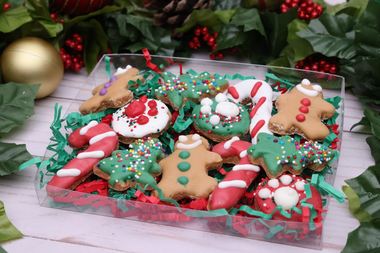 {"alt"=>"Howliday Mini Cookie Assortment"}